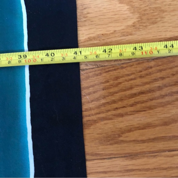 Extra Large Beautiful Blue Sarong featuring a diver and a whale from Australia. - Picture 8 of 9